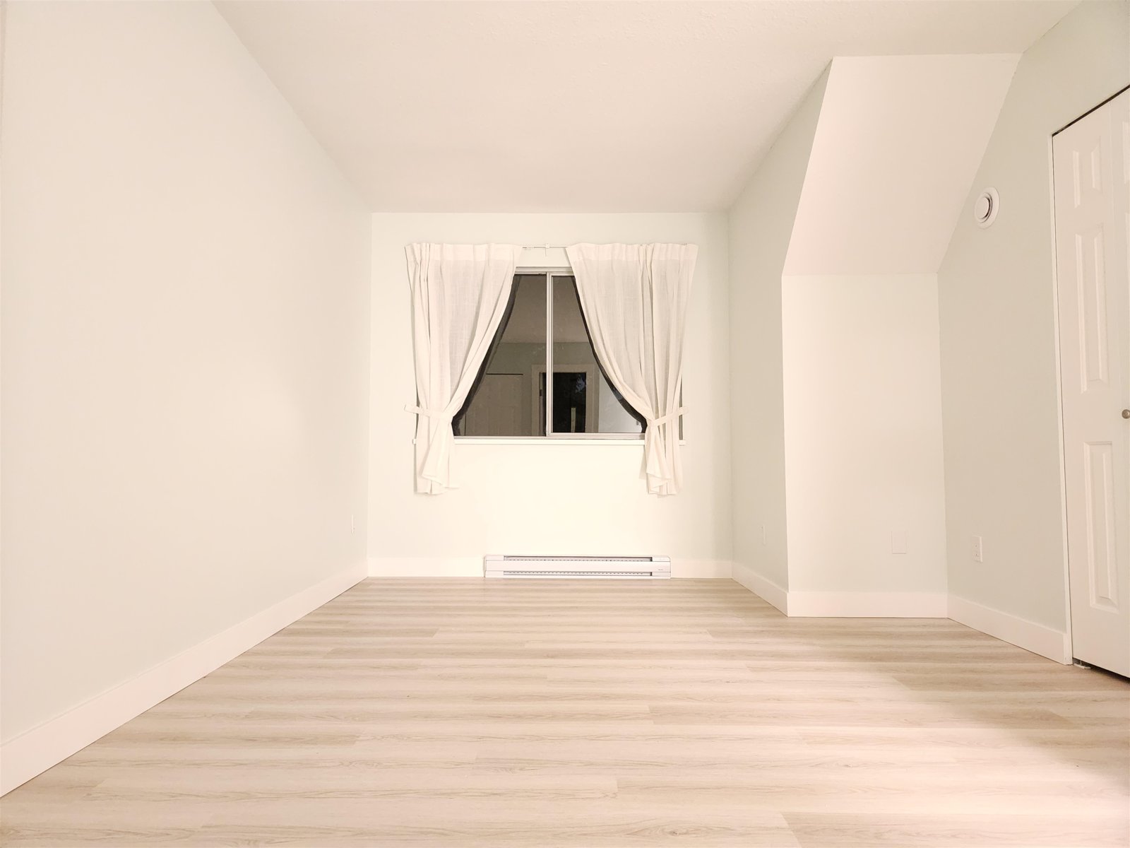Brighouse condo — bedroom